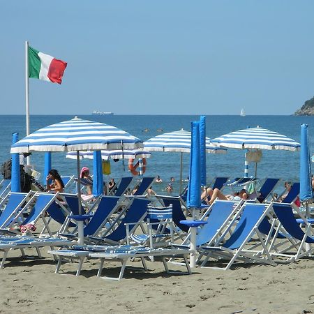 Affittacamere Ambra Marinella di Sarzana Luaran gambar
